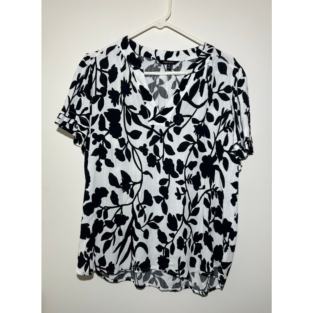 Well Worn Black White Floral Blouse Viscose Pullover Vneck Womens M
